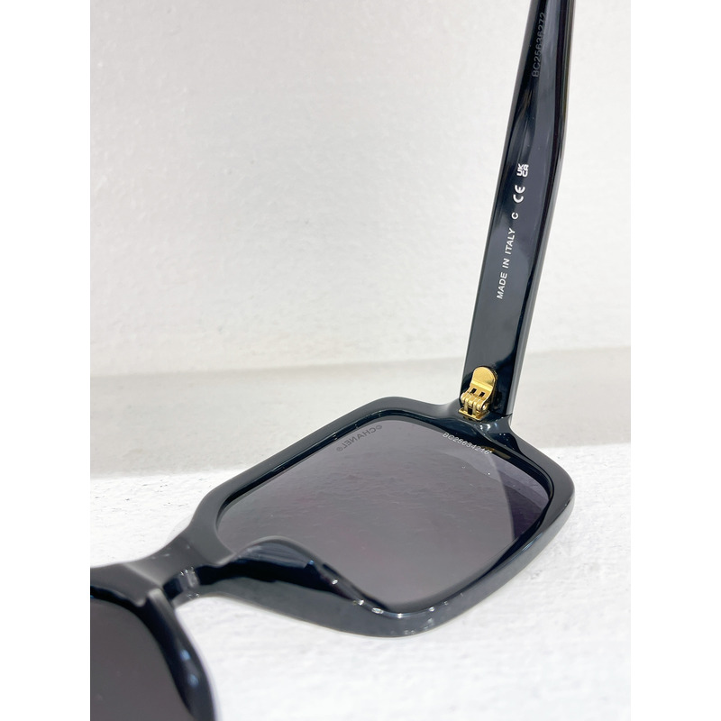 Ch*el square sunglasses black