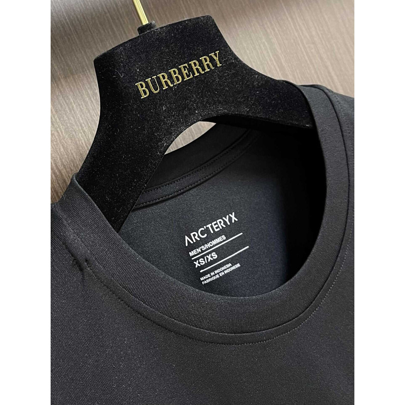 Arcteryx Logo Print T-shirt Black