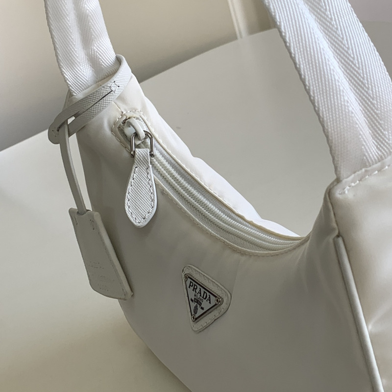 Pra*a re-edition 2005 re-nylon bag white
