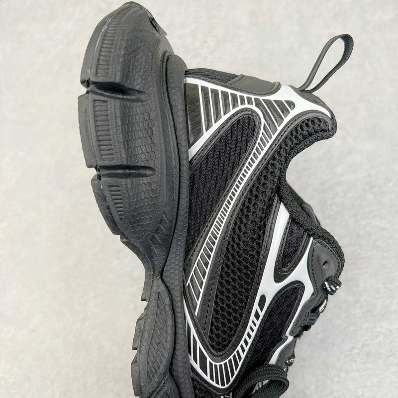 Ba*len*cia*ga 3xl sneaker in black and white mesh and polyurethane