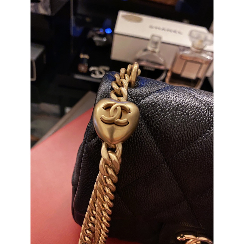 Ch*el flap bag cavair gold-toned hardware black