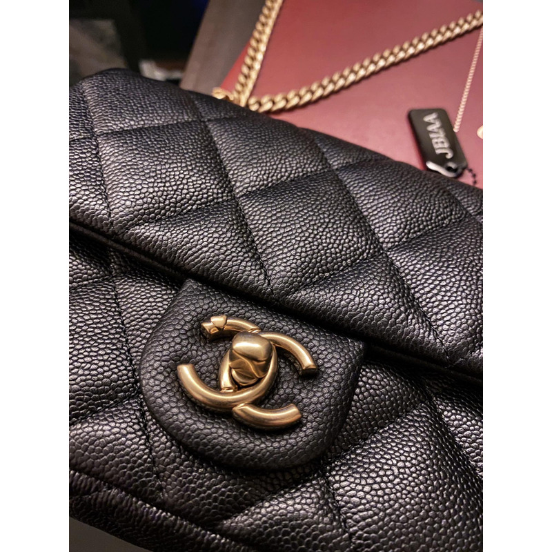 Ch*el flap bag cavair gold-toned hardware black