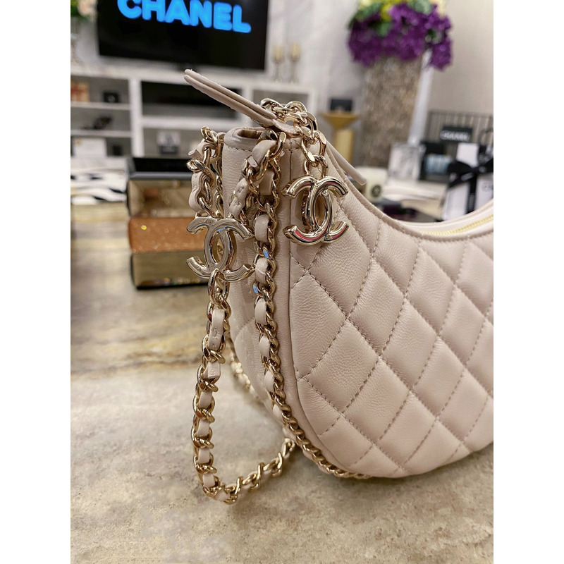 Ch*el hobo bag cream white