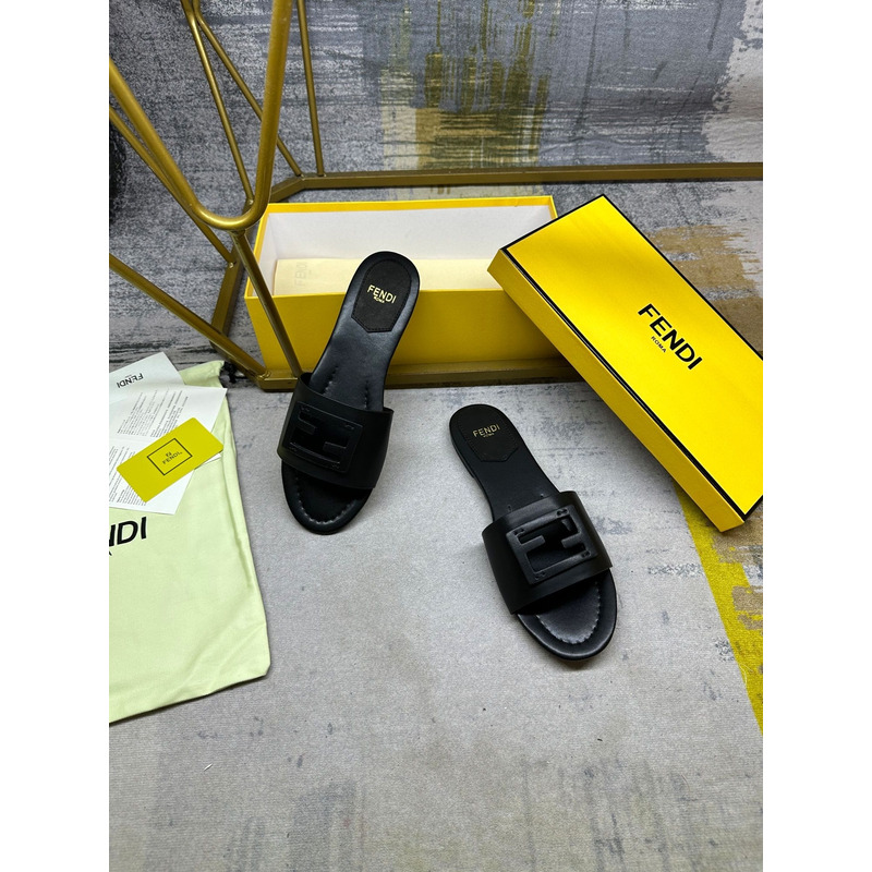 F**di fold black leather sandals black