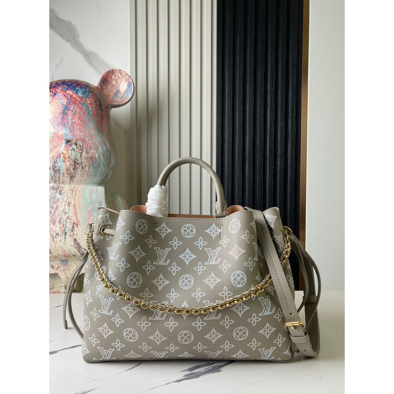 l**is V*t*n mahina spearmint cowhide leather tote bag