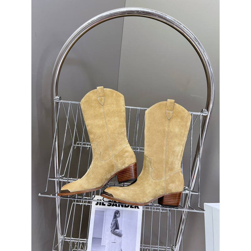 Ce**e suede boot in brown