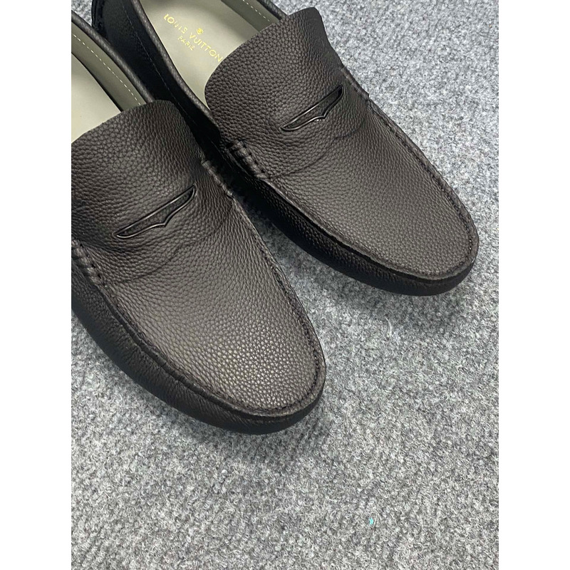 l**is V*t*n flat loafer leather black