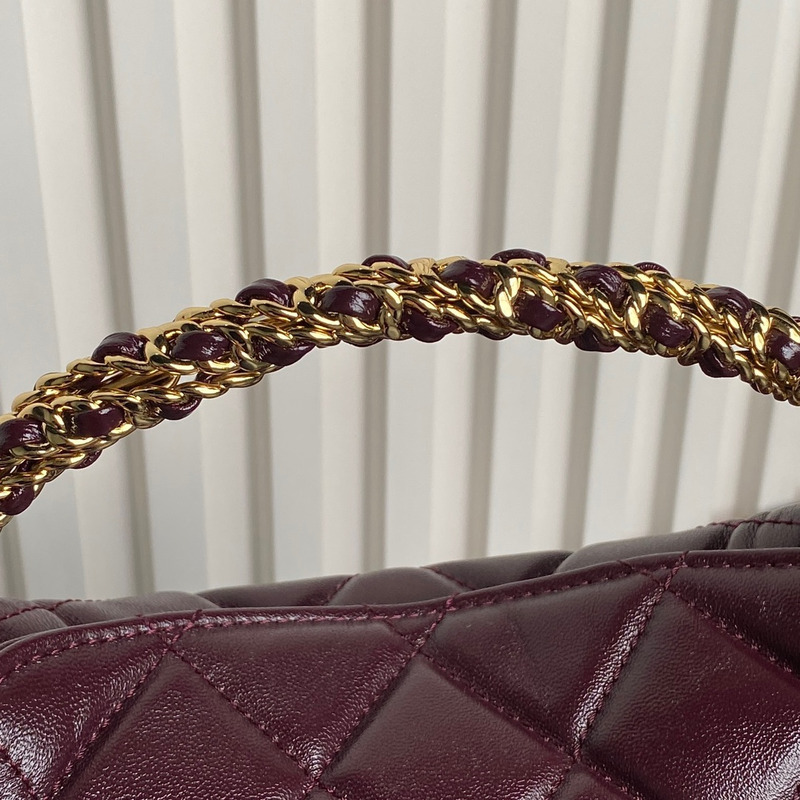 Ch*el clutch with chain shiny lambskin & gold-tone metal burgundy