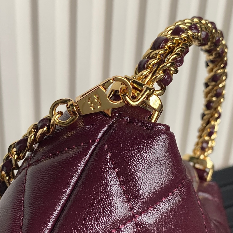 Ch*el clutch with chain shiny lambskin & gold-tone metal burgundy