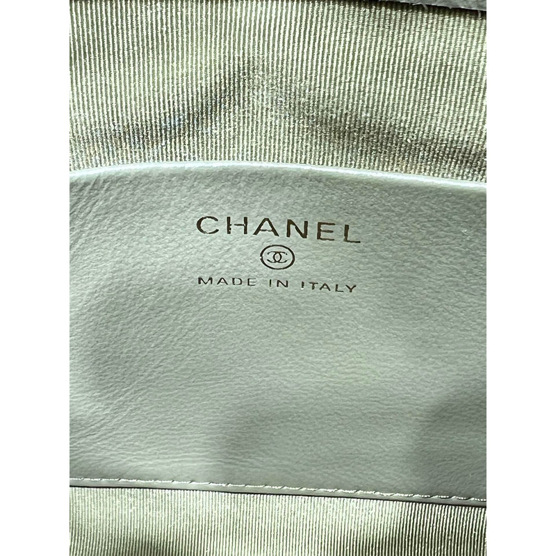 Ch*el rotating handle chain lunch box bag oil wax leather in green