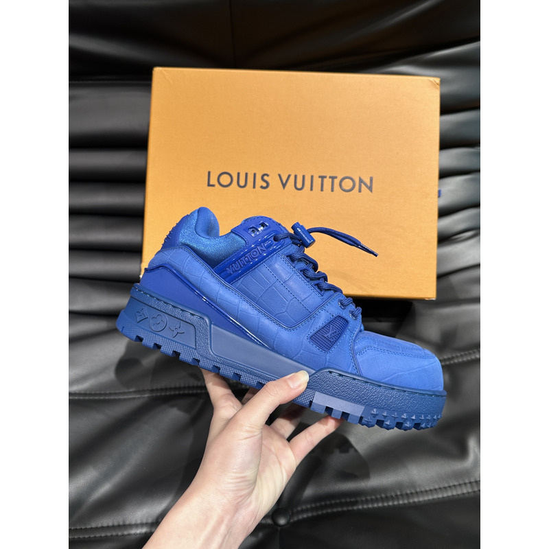 l**is V*t*n lv trainer maxi blue