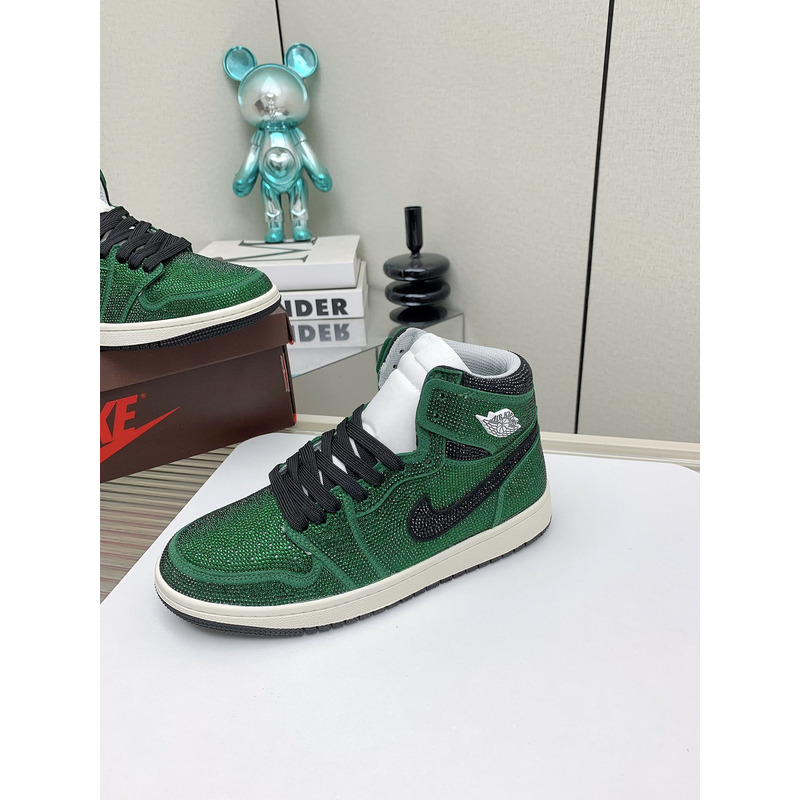 Air Jordan 1 Mid In Green