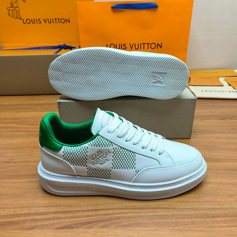 l**is V*t*n beverly hills sneaker white&green