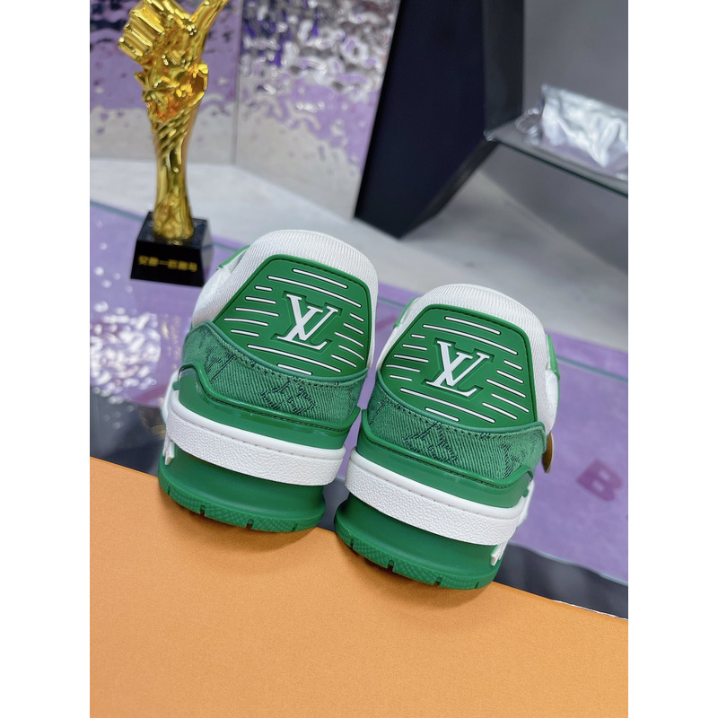 l**is V*t*n trainer sneaker green and white