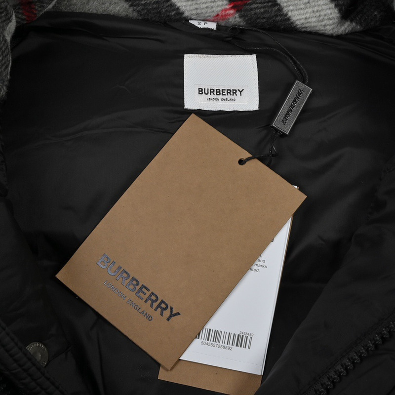 B**rry down jacket in padded nylon black