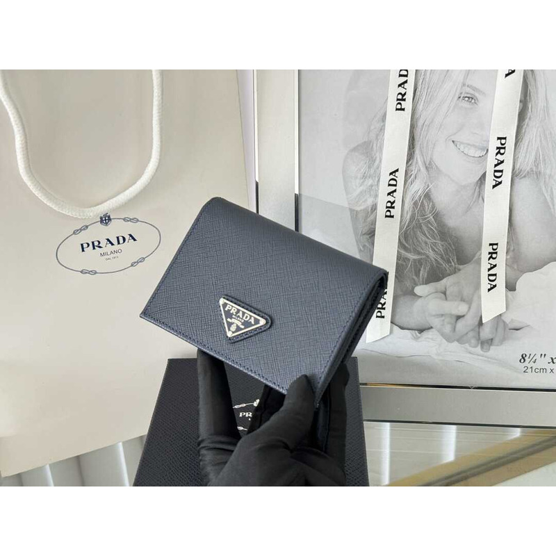 Pra*a black saffiano leather money clip