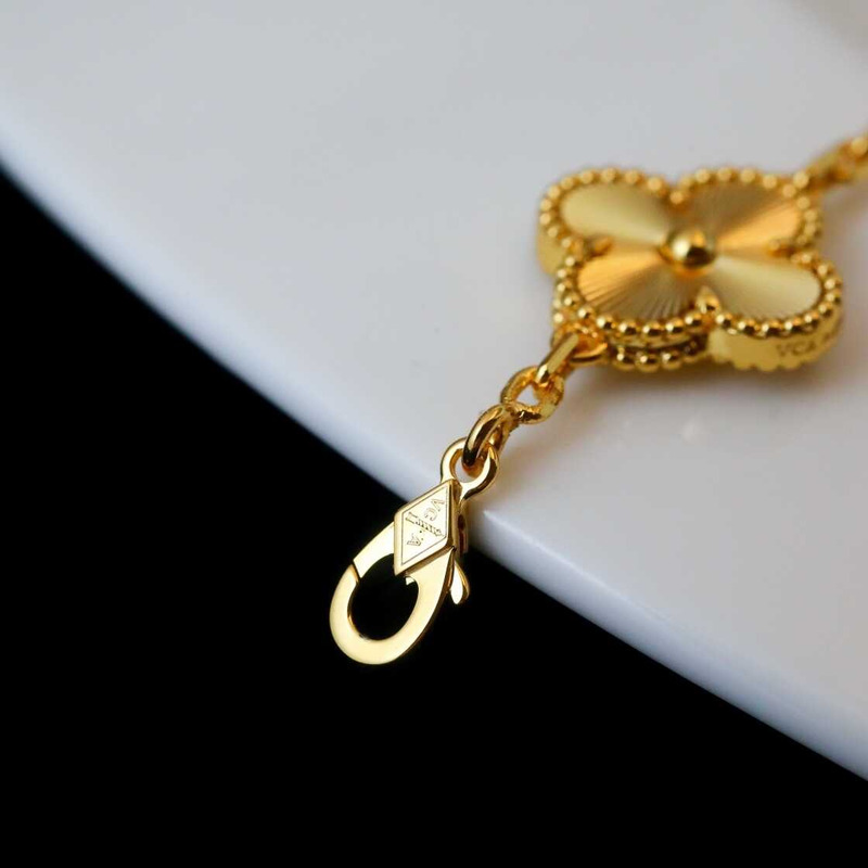 Van Cleef & Arpels VCA Vintage Alhambra 5 Motifs Guilloché Bracelet in 18K Yellow Gold