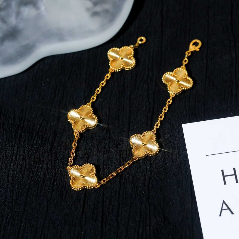 Van Cleef & Arpels VCA Vintage Alhambra 5 Motifs Guilloché Bracelet in 18K Yellow Gold