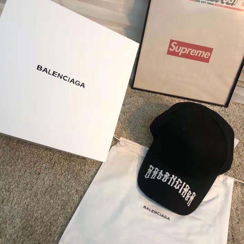 Ba*len*cia*ga black tattoo cap