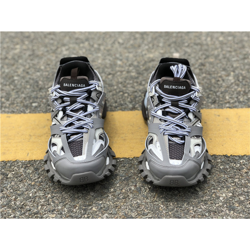 Ba*len*cia*ga 3.0 dark gray sneakers men women