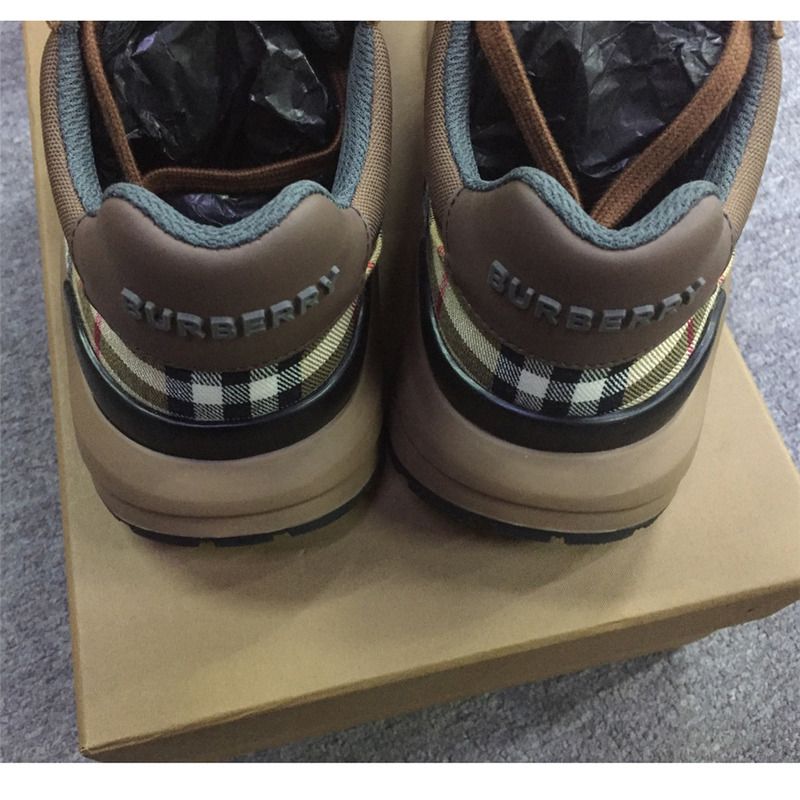 B**rry  panelled low-top sneakers