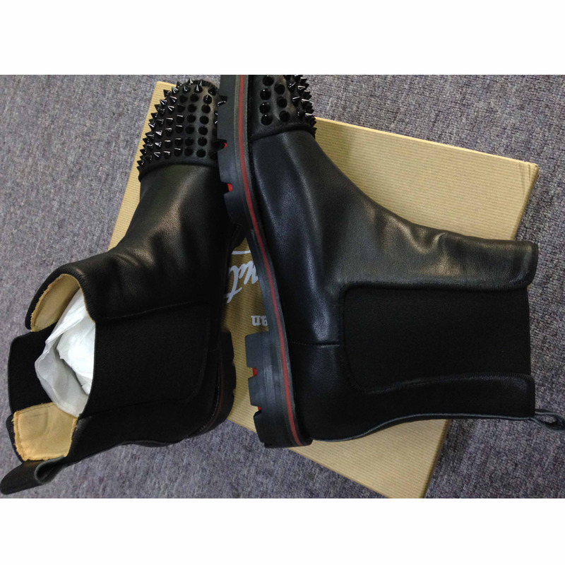 ch**an louboutin S*per perfect black spikes boot