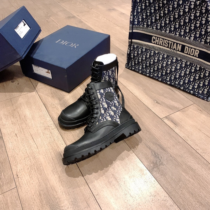 D*or explorer ankle boot