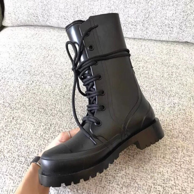 D*or black boots