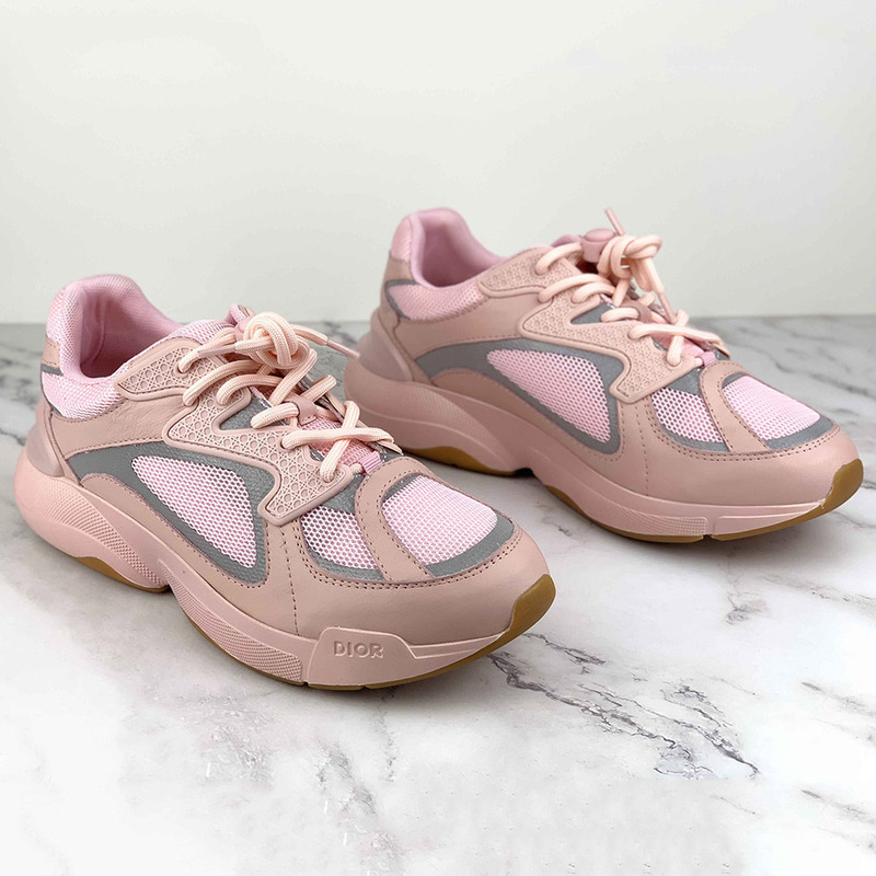 D*or "b24" sneaker in pale pink