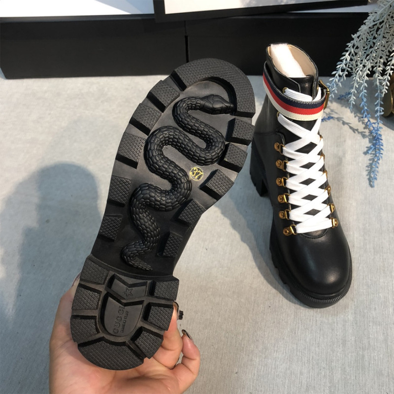 G*u*i leather ankle boot with sylvie web