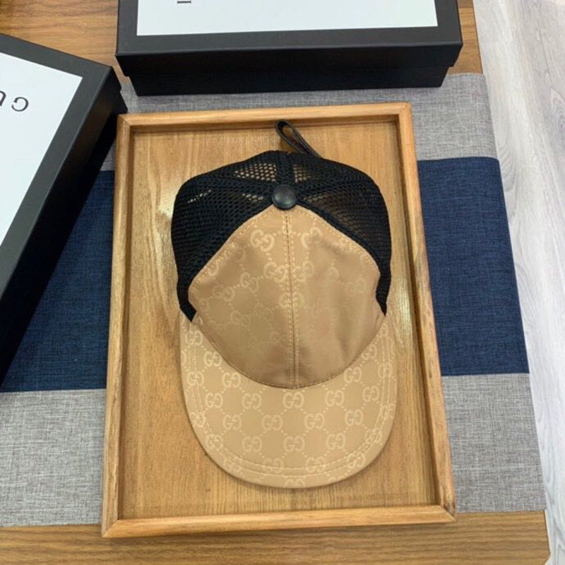 G*u*i canvas and mesh baseball cap