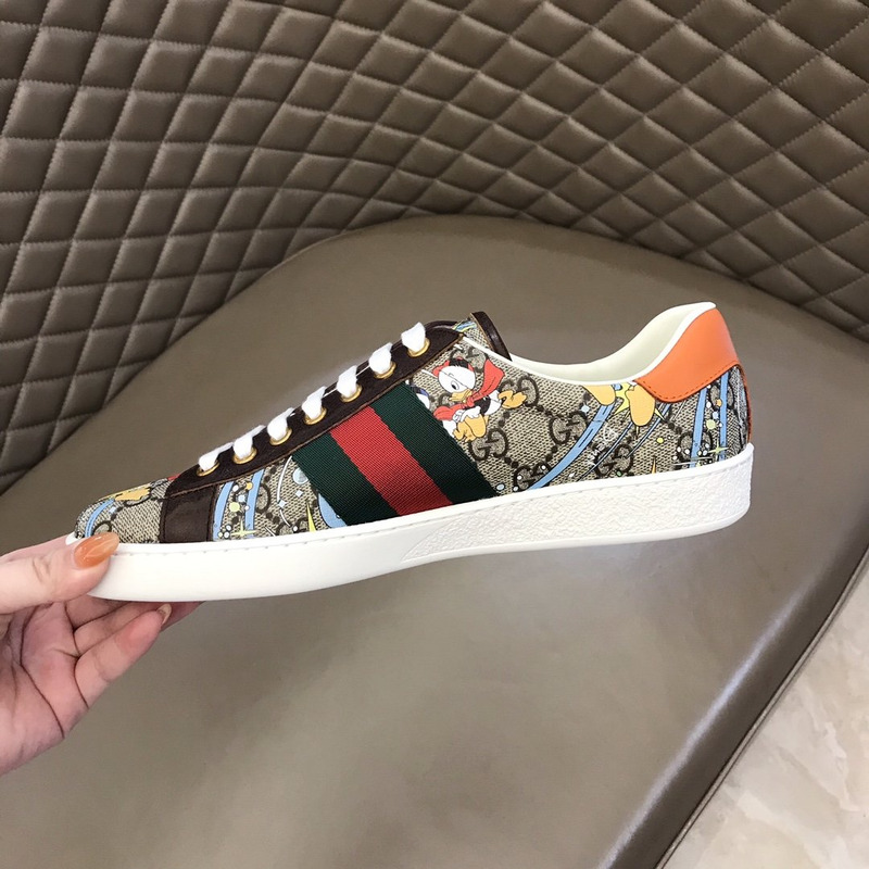 G*u*i disney donald duck ace sneaker