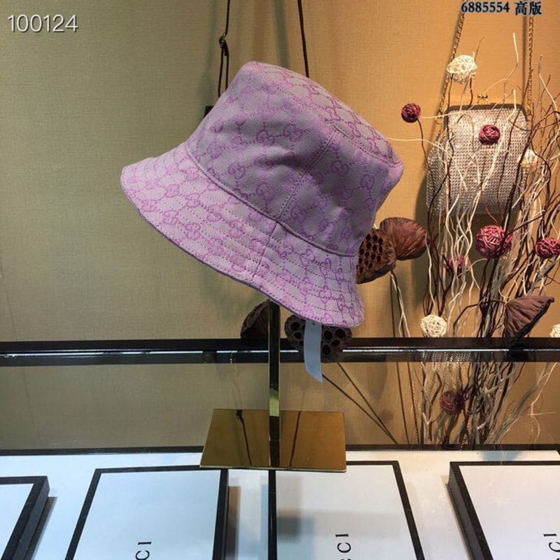 G*u*i lame bucket hat