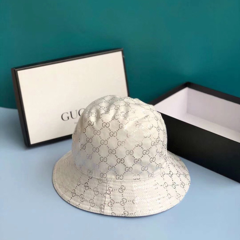G*u*i lame bucket hat
