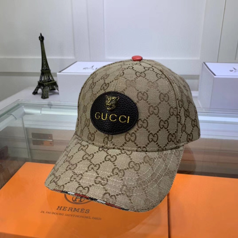 G*u*i canvas baseball hat in khaki