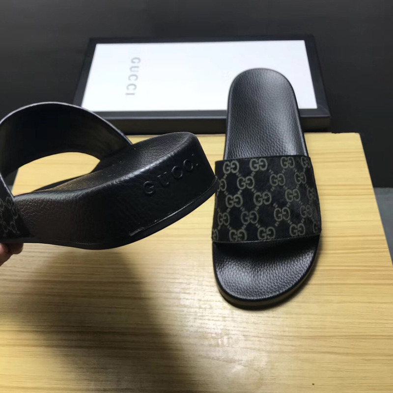 G*u*i signature slide sandal(black)