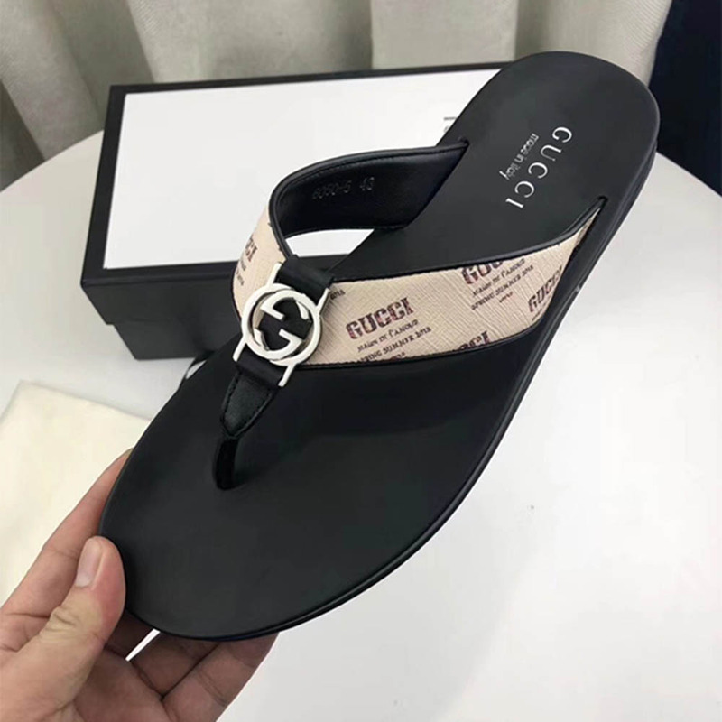 G*u*i invite stamp print thong slides