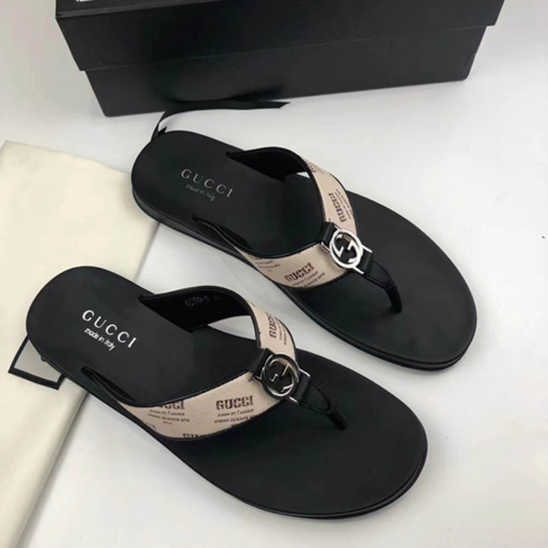 G*u*i invite stamp print thong slides