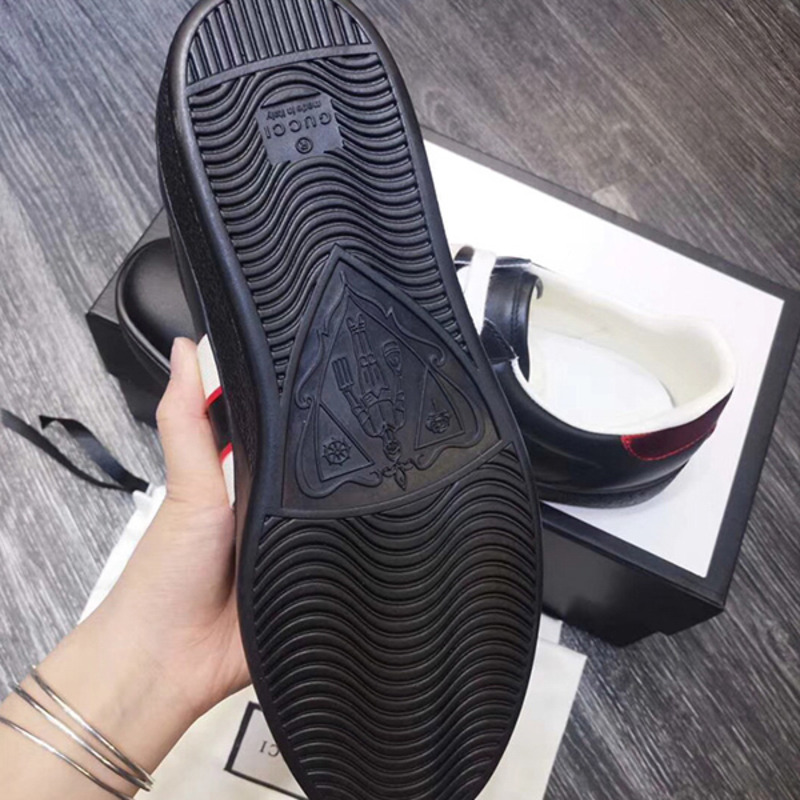G*u*i stripe leather sneaker in black