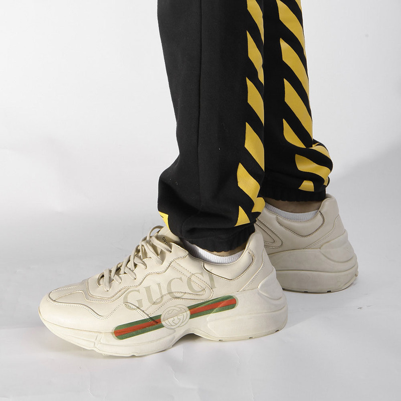 G*u*i rhyton  logo ivory leather sneaker