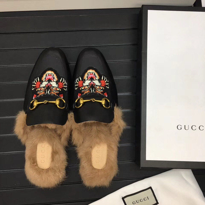 G*u*i princetown slipper with angry cat