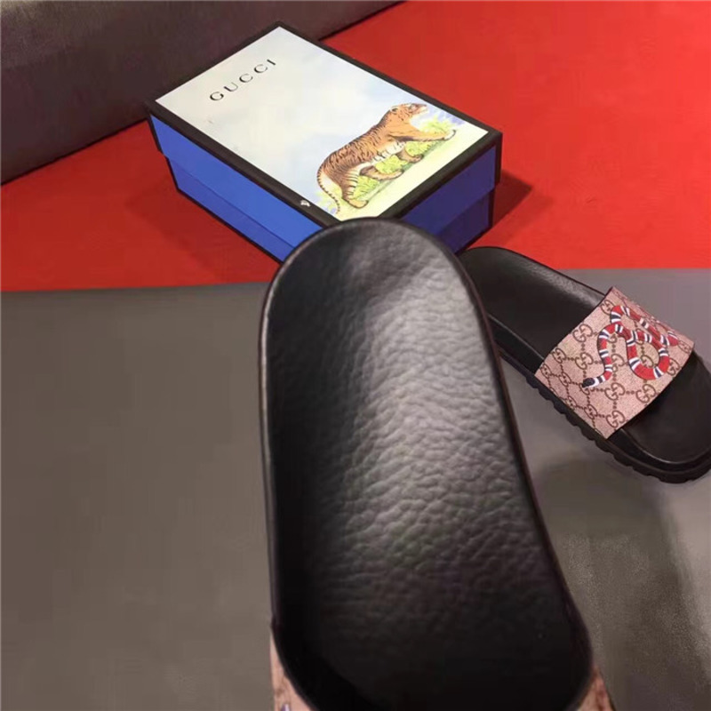 G*u*i snake print sandals