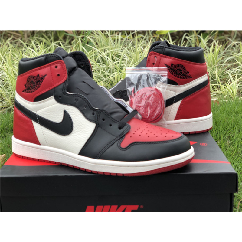 Air Jordan 1"Bred Toe"2018 Sneakers Men Women