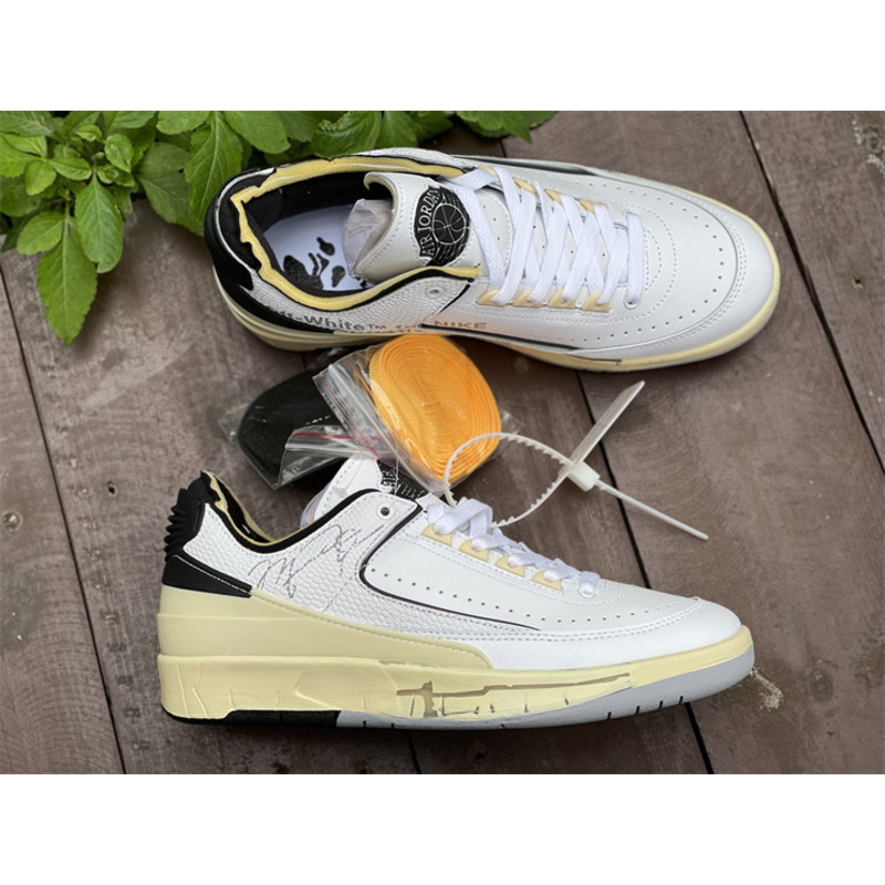 OFF White x Air Jordan 2 Low DJ4375 101 Sneakers Men