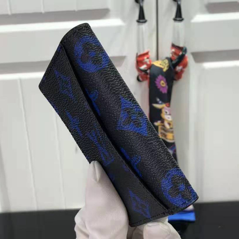 l**is V*t*n monogram wallet