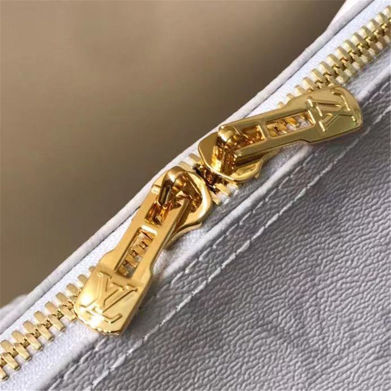 l**is V*t*n monogram duffle bag
