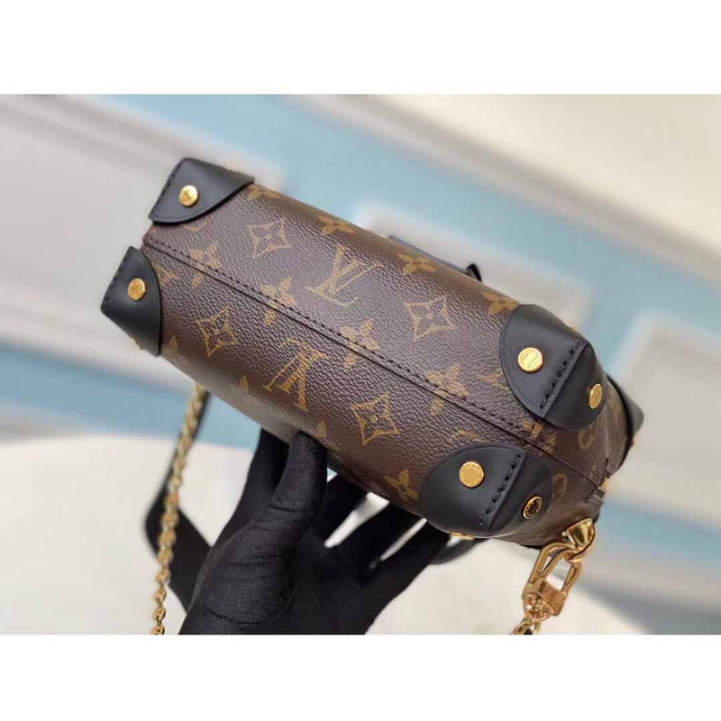 l**is V*t*n monogram petite malle souple