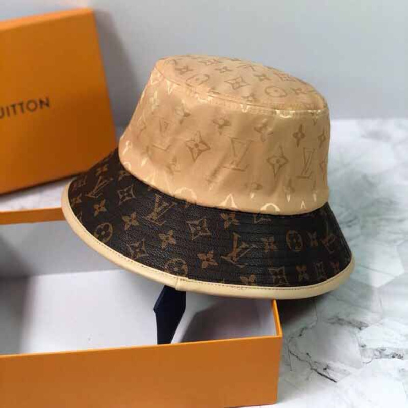 l**is V*t*n monogram bucket hat