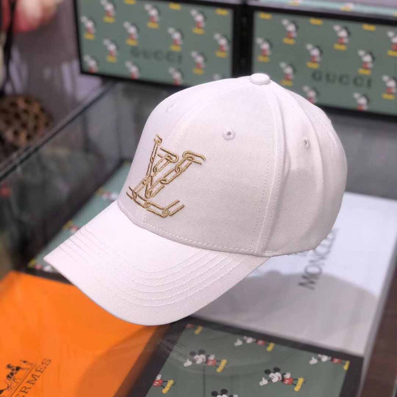 l**is V*t*n chain cap