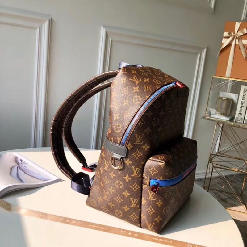 l**is V*t*n monogram backpack brown